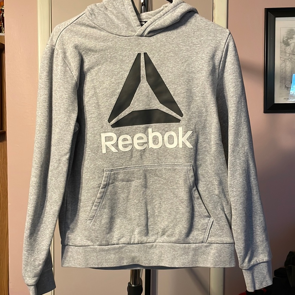 Reebok pullover hoodie